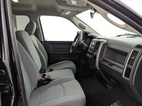 Used 2017 RAM 1500 Express AWD/4WD image 21