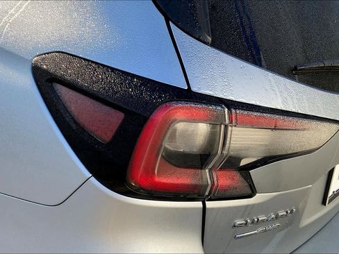 Used 2024 Subaru Outback Limited image 27
