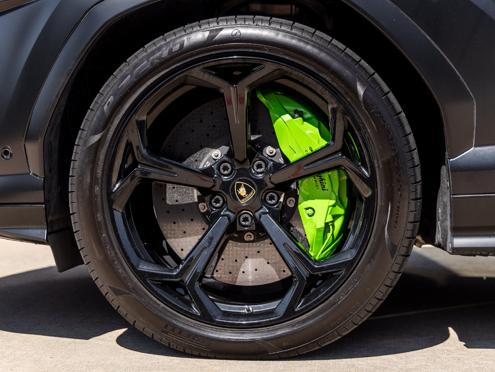 Used 2021 Lamborghini Urus AWD/4WD image 13