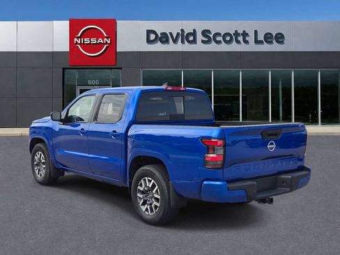 Used 2024 Nissan Frontier SL w/ Technology Package RWD image 11