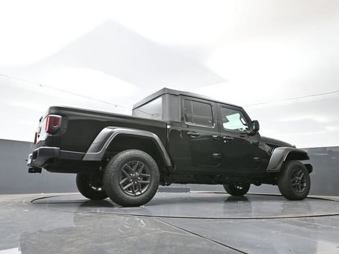 New 2026 Jeep Gladiator Sport image 46