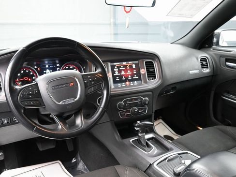 Used 2023 Dodge Charger SXT image 11