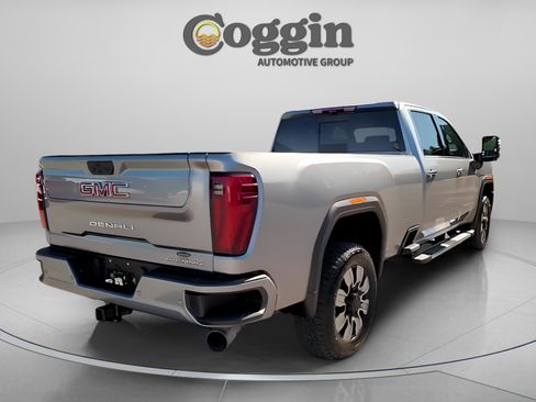 New 2026 GMC Sierra 3500 Denali w/ Technology Package image 13