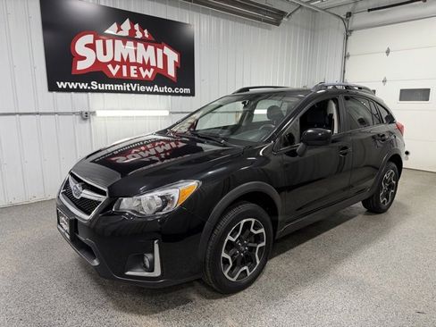 Used 2017 Subaru Crosstrek 2.0i Premium image 1
