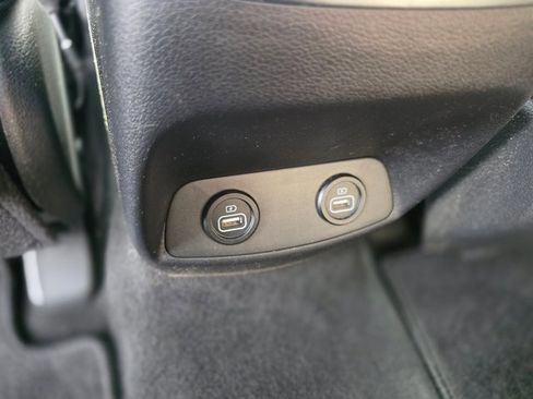 Certified 2023 Hyundai Santa Fe SEL Premium image 17