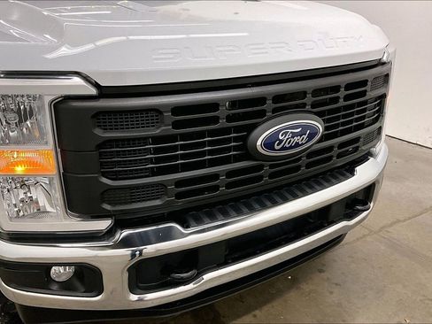 Used 2024 Ford F250 XL w/ XL Off-Road Package AWD/4WD image 28