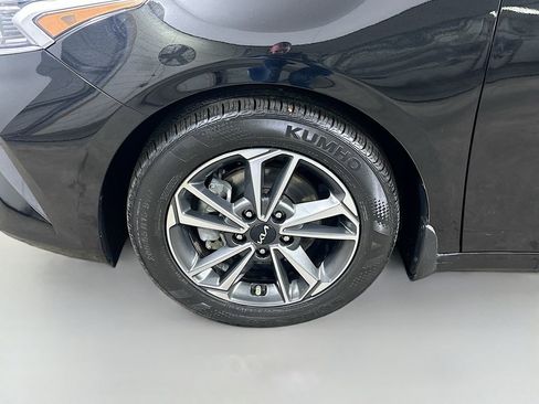 Used 2023 Kia Forte LXS image 8