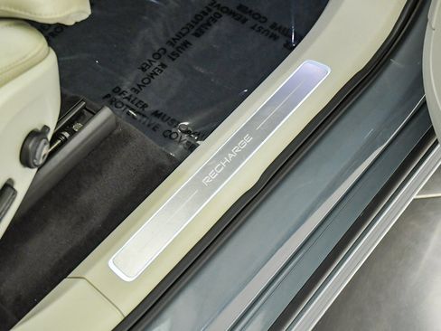 Certified 2023 Volvo XC90 T8 Ultimate image 17