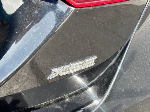 Used 2020 Toyota Camry XSE FWD image 33