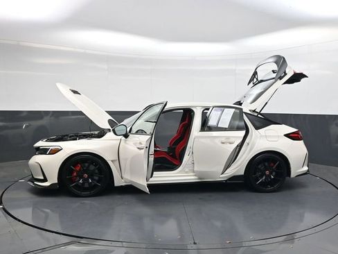 Used 2023 Honda Civic Type R image 37