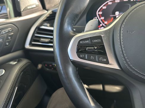 Used 2020 BMW X7 M50i w/ Executive Package image 22