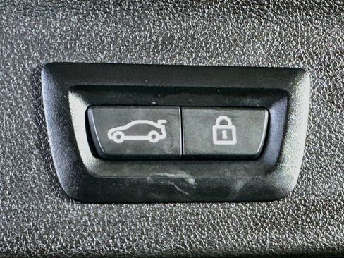 Used 2019 BMW X3 xDrive30i w/ Convenience Package AWD/4WD image 32