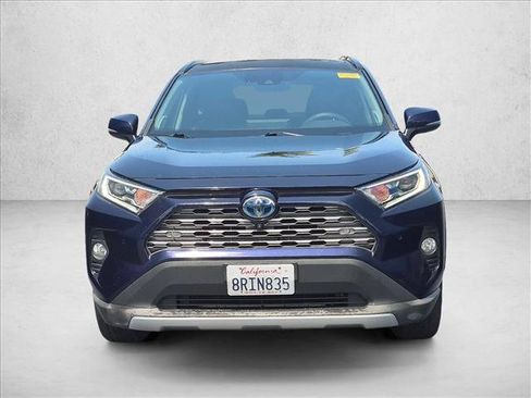 Used 2020 Toyota RAV4 Limited AWD/4WD image 2