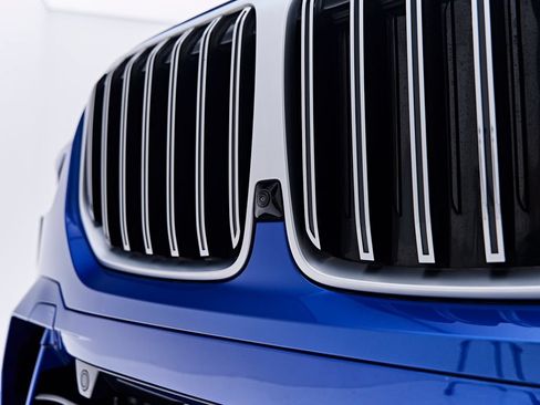 Used 2025 BMW ALPINA XB7 AWD/4WD image 19