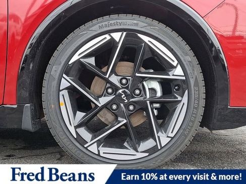 New 2026 Kia K4 GT-Line image 5