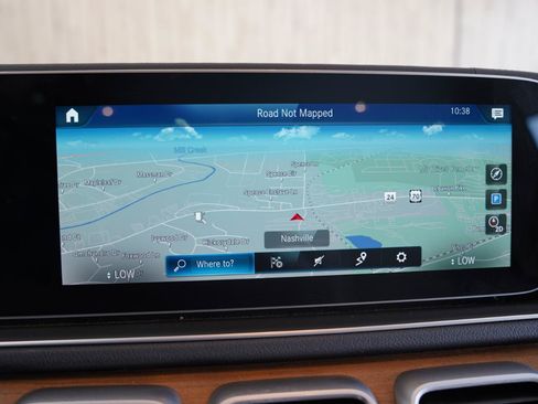 Used 2022 Mercedes-Benz GLS 580 4MATIC image 18