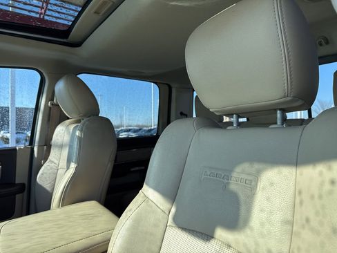 Used 2015 RAM 1500 Laramie w/ Convenience Group image 14