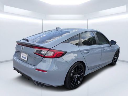 Used 2022 Honda Civic Sport image 3