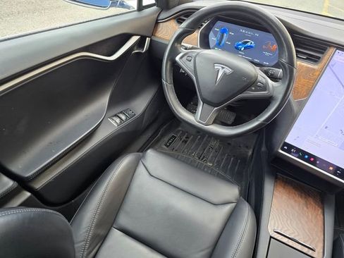 Used 2019 Tesla Model S Long Range image 25