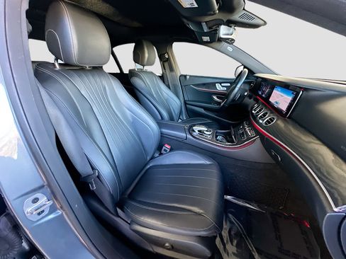 Used 2020 Mercedes-Benz E 450 4MATIC Sedan image 30