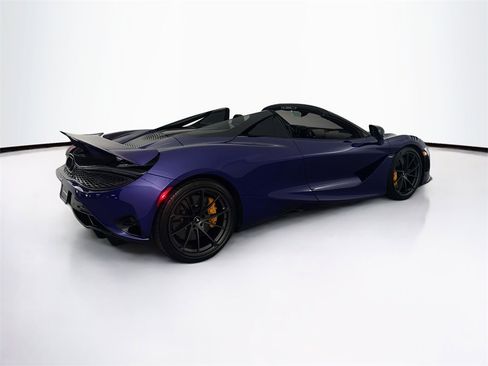 Used 2025 McLaren 750S Spider image 5