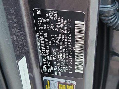 Used 2018 Kia Sorento FWD image 31
