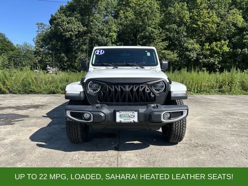 Used 2021 Jeep Wrangler Unlimited Sahara w/ Dual Top Group AWD/4WD image 8