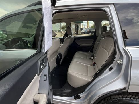 Used 2015 Subaru Forester 2.5i Limited AWD/4WD image 19