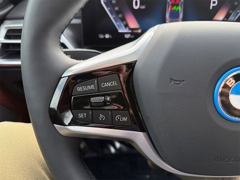 Used 2025 BMW i4 xDrive40i w/ Premium Package image 31