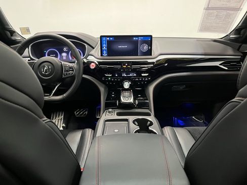 Certified 2025 Acura MDX A-Spec image 17