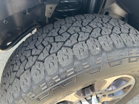 Used 2022 RAM 2500 Limited AWD/4WD image 12
