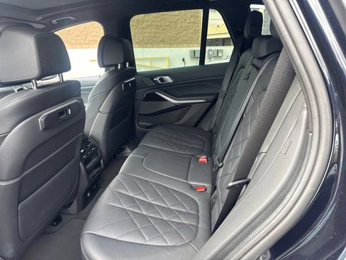 Used 2024 BMW X5 sDrive40i w/ M Sport Package RWD image 17