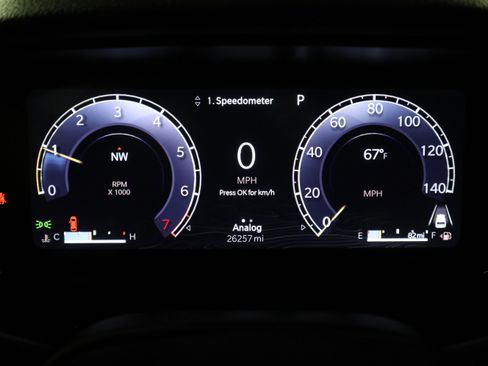 Used 2024 Jeep Grand Cherokee Altitude AWD/4WD image 18