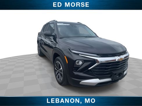 Certified 2025 Chevrolet TrailBlazer LT AWD/4WD image 2