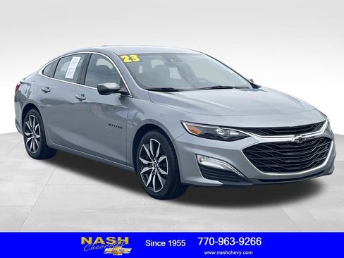 Used 2023 Chevrolet Malibu RS FWD image 1