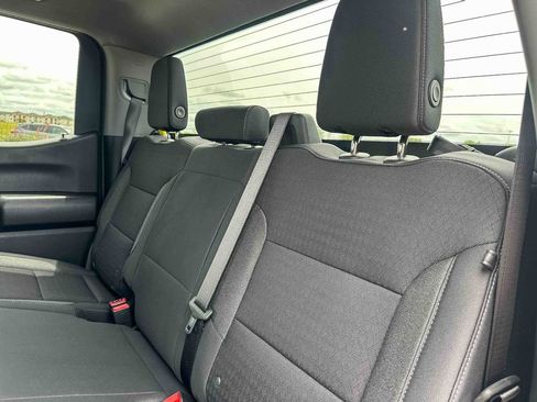 Used 2026 Chevrolet Silverado 1500 Custom RWD image 19