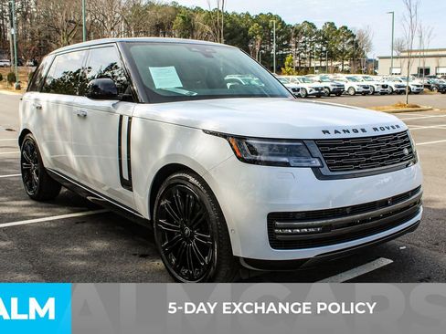 Used 2024 Land Rover Range Rover Long Wheelbase Autobiography image 4