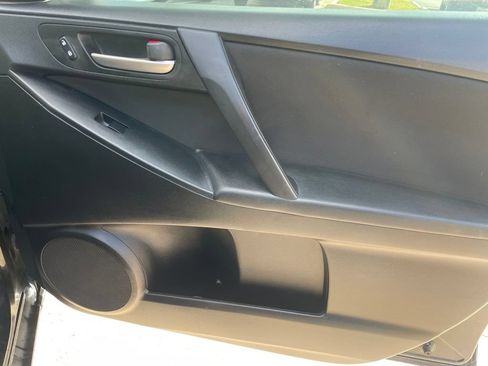Used 2013 MAZDA MAZDA3 i Sport FWD image 22