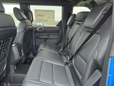 New 2025 Ford Bronco Badlands image 27