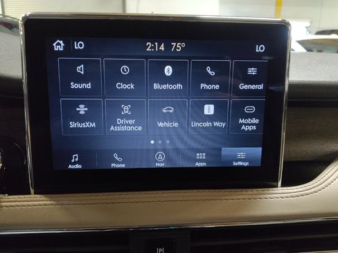 Used 2022 Lincoln Corsair Reserve w/ Elements Package FWD image 25