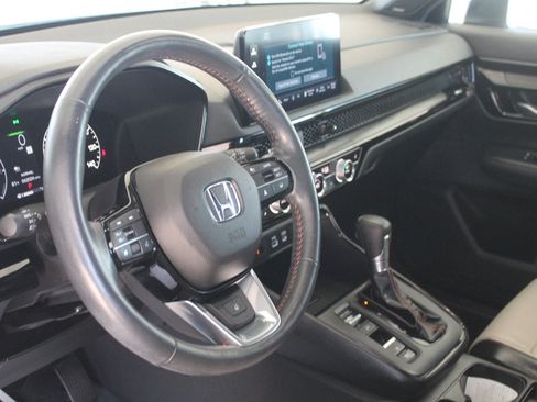 Used 2023 Honda CR-V Sport Touring image 16