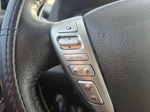 Used 2015 Nissan Versa Note SV image 31