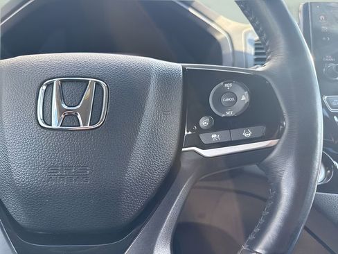 Used 2023 Honda Odyssey Elite image 15