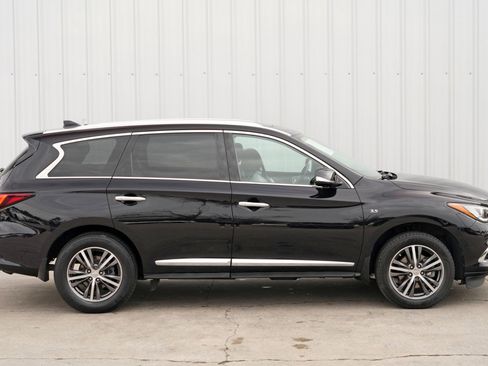 Used 2019 INFINITI QX60 Luxe w/ Essential Package image 54
