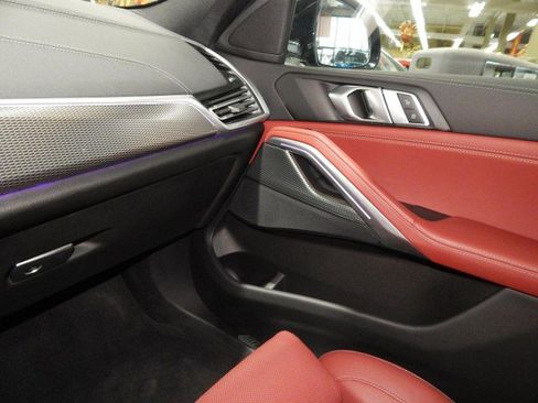 Used 2023 BMW X6 xDrive40i w/ M Sport Package image 14