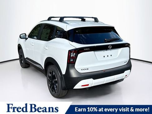 New 2026 Nissan Kicks SV w/ SV Premium Package image 4