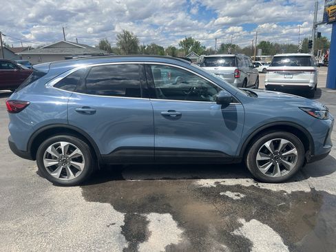 Used 2025 Ford Escape Platinum AWD/4WD image 5