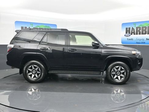 Used 2024 Toyota 4Runner TRD Off-Road image 7
