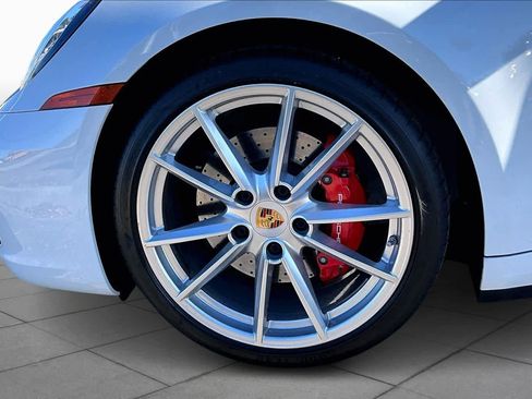 Used 2020 Porsche 911 Carrera S image 10