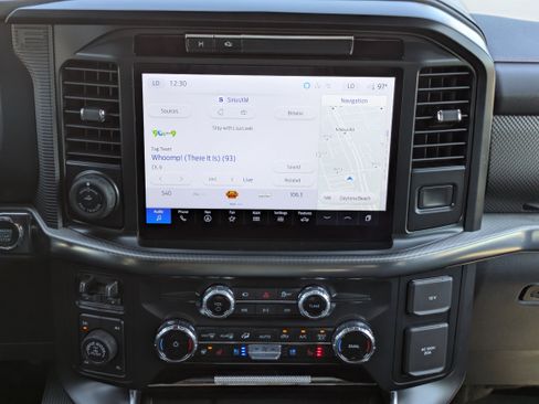 Used 2025 Ford F150 Raptor image 19